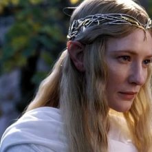 Cate Blanchett regala la sua bellezza ad una magnetica Galadriel
