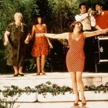 Loles Leon in una scena di Legami!