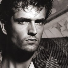 Rupert Everett in una foto di Greg Gorman
