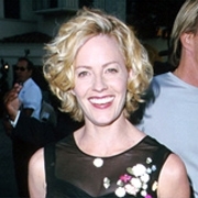 Elisabeth Shue