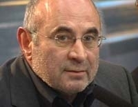 Bob Hoskins