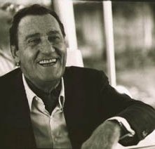 un ritratto di Alberto Sordi