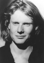 Julian Rhind-Tutt