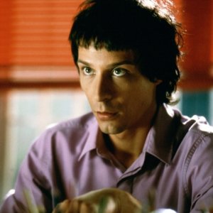 Fele Martinez in una scena di La mala educacion