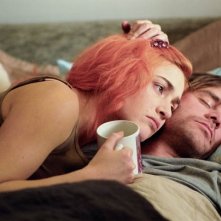 Kate Wislet E Jima Carrey Innamoratissimi In Una Sequenza Di Se Mi Lasci Ti Cancello 3975