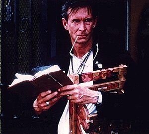 Anthony Perkins in una scena di Psycho III