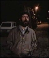 'Gaetanooo! Gaetà!' Lello Arena chiama Massimo Troisi con insistenza nella prima scena di Ricomincio da tre