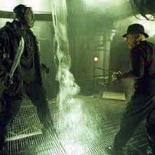 Robert Englund e Ken Kirzinger si affrontano in una scena di Freddy vs. Jason