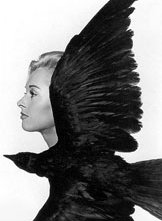 Tippi Hedren in una foto promozionale per Gli uccelli