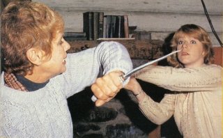 Adrienne King e Betsy Palmer nella resa dei conti finale di Venerdì 13