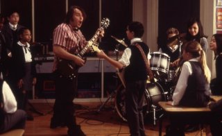 Jack Black in una scena di School of Rock