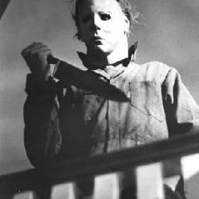 Nick Castle in una immagine promozionale per Halloween