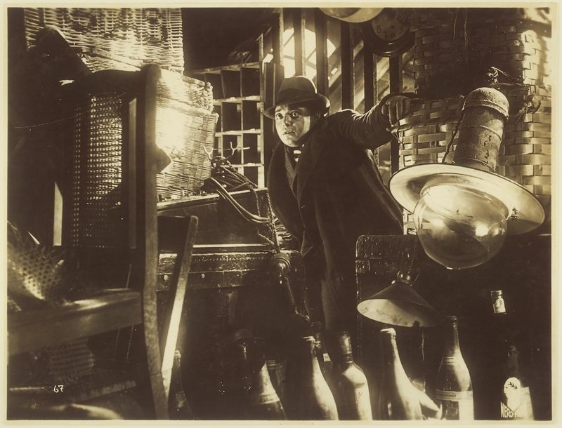 Peter Lorre in una scena di M. il mostro di Dusseldorf