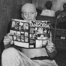 Richard Brooker legge Fangoria sul set del terzo episodio di Venerdì 13