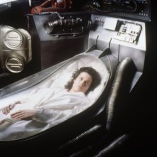 Sigourney Weaver in una scena di Alien