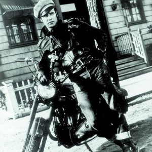 Marlon Brando in una foto promozionale per Il selvaggio