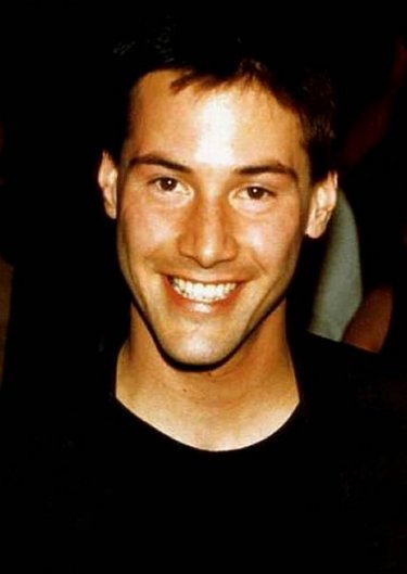 Uno splendido primo piano di Keanu Reeves