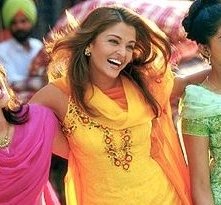 Una splendida Aishwarya Rai nella commedia Matrimoni e pregiudizi