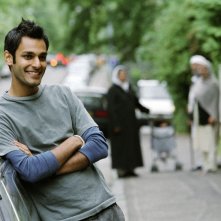 Atta Yaqub in una scena del film  Un bacio appassionato