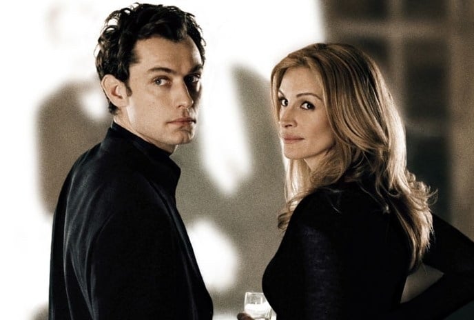 Julia Roberts e Jude Law in Closer