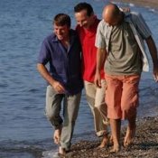 Aldo Giovanni E Giacomo In Una Scena Della Commedia Tu La Conosci Claudia 5270 Movieplayer It