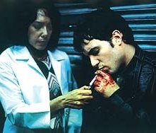 Carmen Madrid e Lucas Crespi in una scena di Nicotina - la vita senza filtro