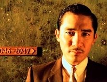 Tony Leung Chiu Wai in una scena di 2046