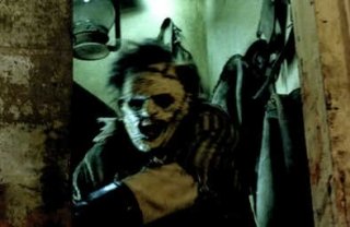 Andrew Bryniarski è Leatherface nel remake di Non aprite quella porta