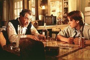 Ian McKellen e Brad Renfro in una scena di L'allievo