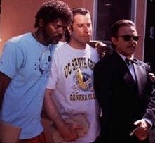 Samuel L. Jackson, John Travolta e Harvey Keitel in una scena di Pulp Fiction