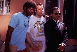 Samuel L. Jackson, John Travolta e Harvey Keitel in una scena di Pulp Fiction