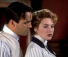 Billy Zane e Kate Winslet in una scena di Titanic