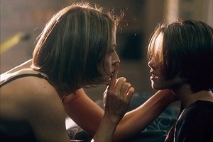 Jodie Foster and Kristen Stewart in a scene from Panic Room