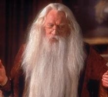 Richard Harris in una scena di Harry Potter e la pietra filosofale