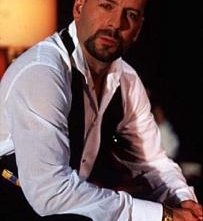 Bruce Willis in una scena di Four Rooms