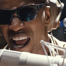 Jamie Foxx in una immagine del film Ray