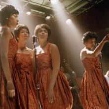 Renee Wilson, Regina King, Kimberly Ardison e Aunjanue Ellis in una scena del film Ray