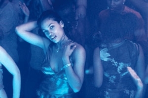 Rosario Dawson in una scena di La 25a ora