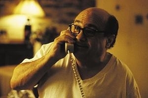 Danny DeVito in una scena di Anything Else