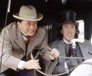Jackie Chan con Steve Coogan in una scena de Il giro del Mondo in 80 giorni