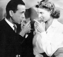 Humphrey Bogart e Ingrid Bergman in una scena di Casablanca