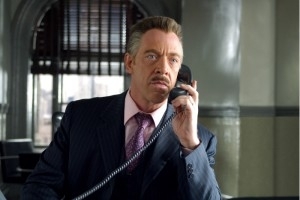 J.K. Simmons in una scena di Spider-Man 2