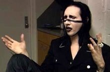 Marilyn Manson In Una Scena Di Bowling A Columbine 6054