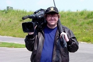 Michael Moore in una immagine di Bowling a Columbine