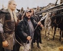 Orlando Bloom e il regista Peter Jackson sul set di Il signore degli anelli - Le due torri