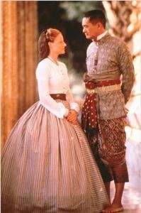 Jodie Foster e Chow Yun-Fat in una scena di Anna and the King