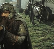 John Rhys-Davies in una sequenza di Il signore degli anelli - Il ritorno del re