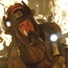 Joaquin Phoenix in una scena del dramma Squadra 49