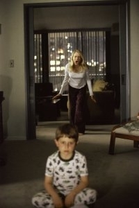 Naomi Watts e David Dorfman in una scena di The Ring