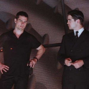 Tom Cruise e Colin Farrell in una scena di Minority Report